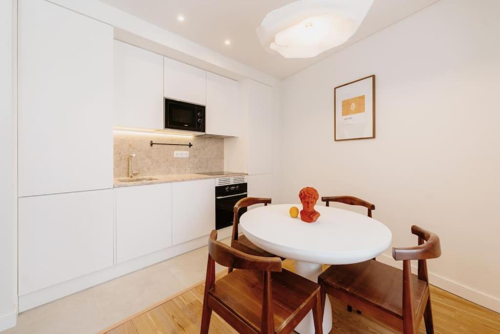 Lisbon Orange House - Beautiful Two-Bedroom Apartment 1D Dış mekan fotoğraf